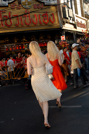 50 Les Blondes Bangkok