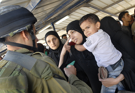 67 Check point palestine